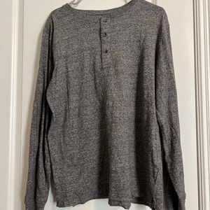 Dip Apparel Gray Crewneck Long Sleeve Buttoned Up Men's Size Large 100% Cotton